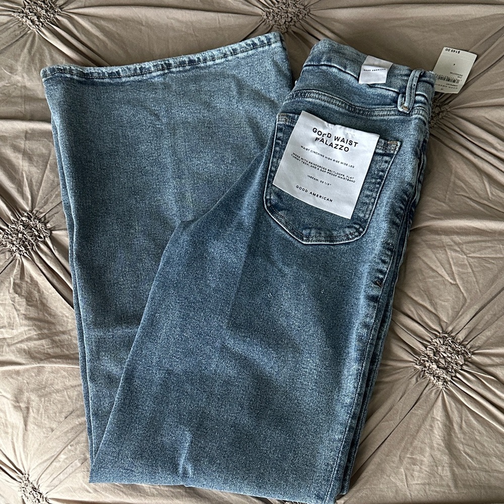 Good American High Rise Jeans in Blue